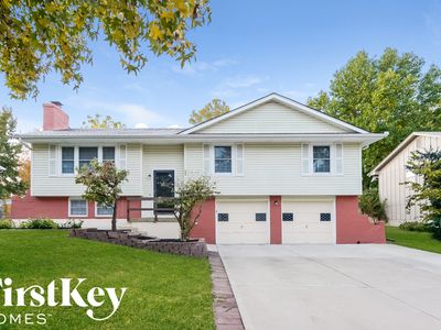 909 NE 81st St, Kansas City, MO, 64118