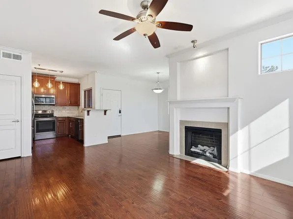 1941 S Pierpont Dr APT 2070, Mesa, AZ 85206