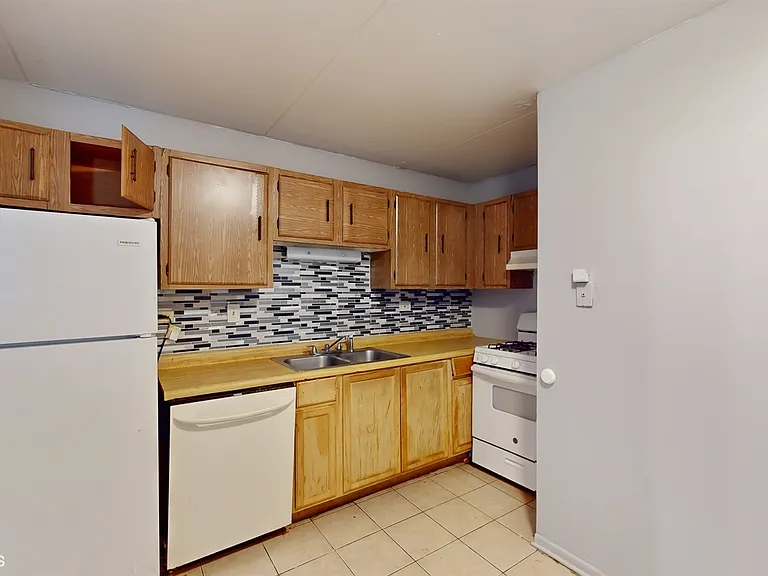 8123 Waterbury Ct #207 — Photo 5