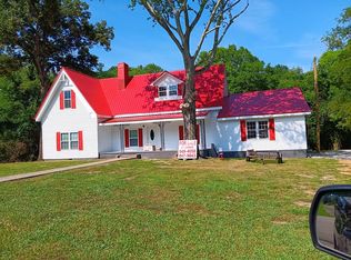 190 Largo Rd, Decaturville, TN 38329