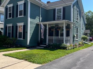 152 Regent St APT 3, Saratoga Springs, NY 12866