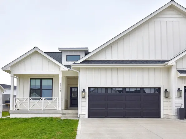 1318 NW 32nd St, Ankeny, IA 50023