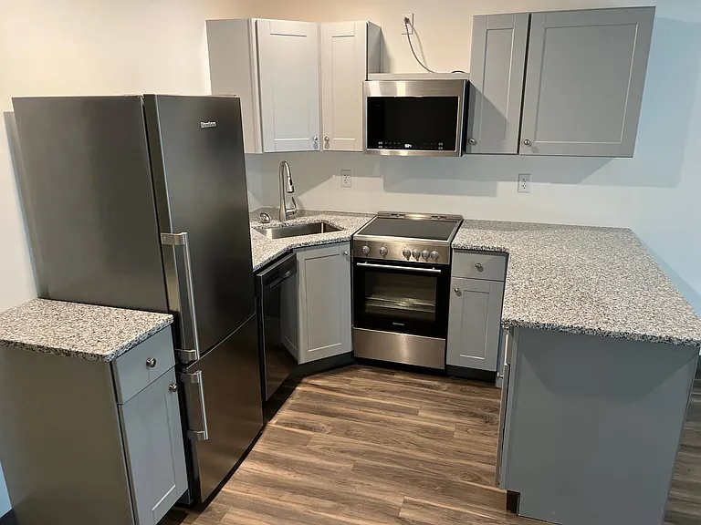 480 S Salina St #310 — Photo 7