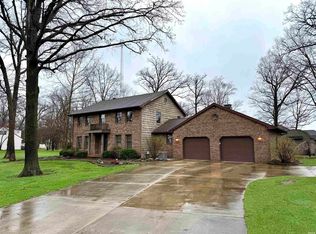 971 S Prairiewood Dr, Rochester, IN 46975