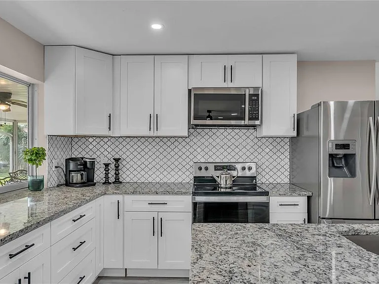 2544 Carlisle Pl — Photo 9