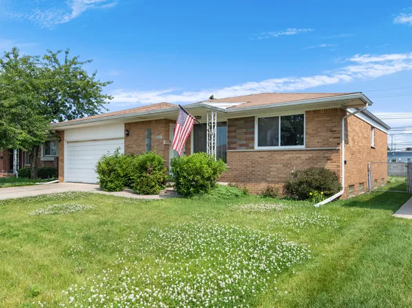 8247 Stanley Dr, Warren, MI 48093