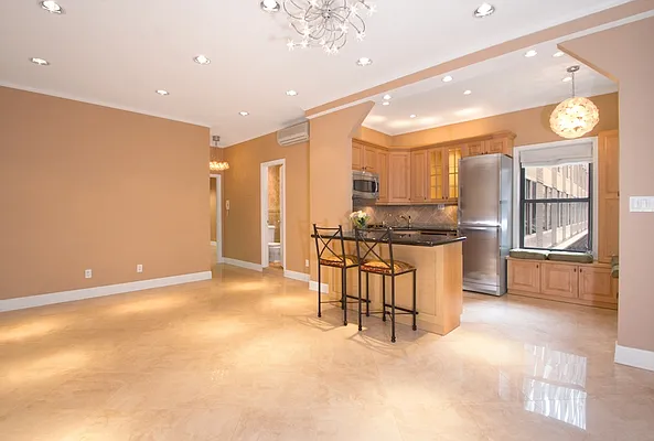 Sold by Jose Campon | media 5