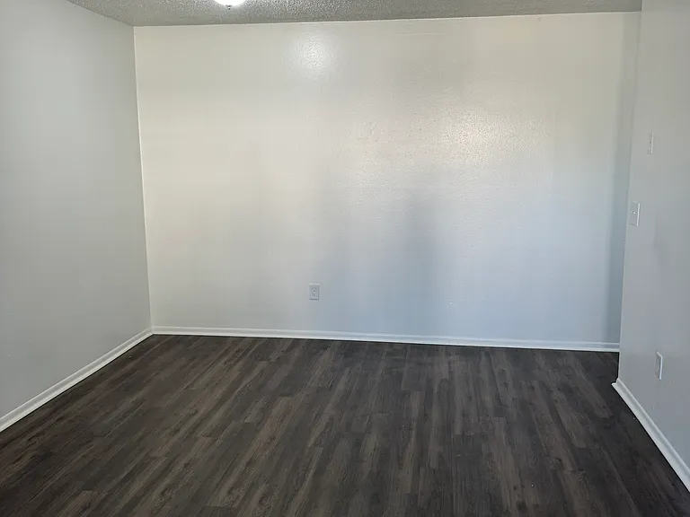 Channel View Condos — Photo 4