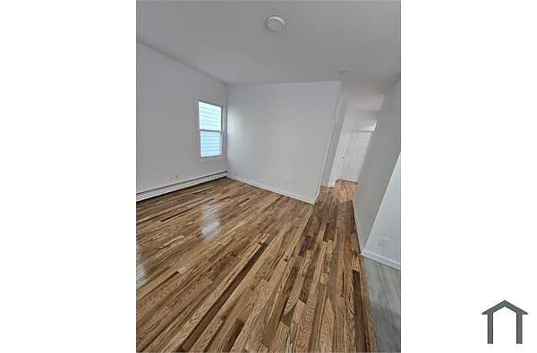 Building Photo - 10 Patten Pl #1F