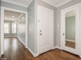 5816 N Artesian Ave #1, Chicago, IL 60659