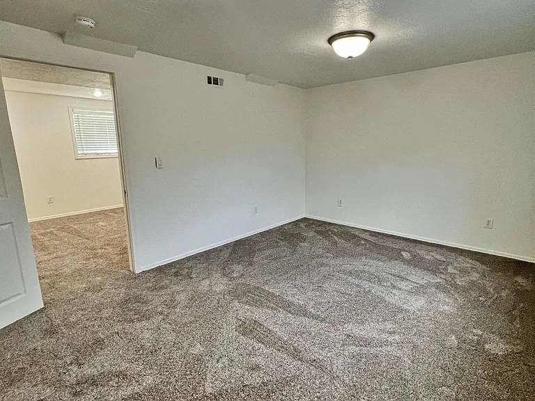 10 Pinewood Dr — Photo 9