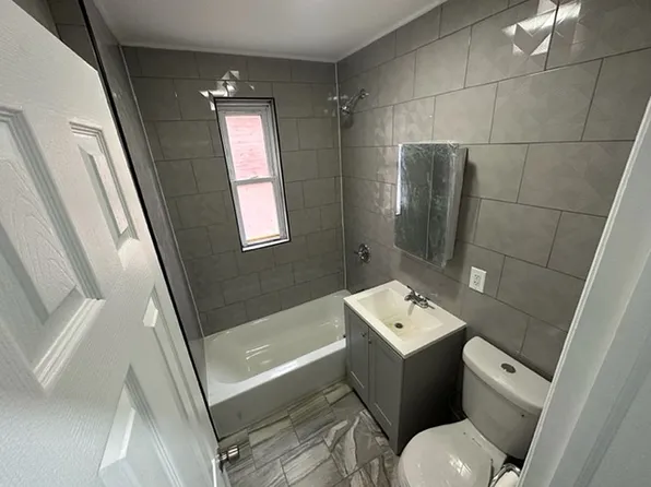 722 Taylor Ave, Bronx, NY 10473