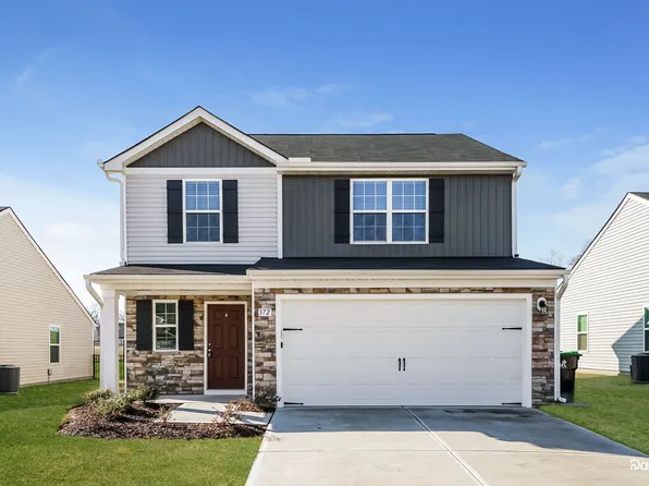 372 Rustling Way, Zebulon, NC 27597