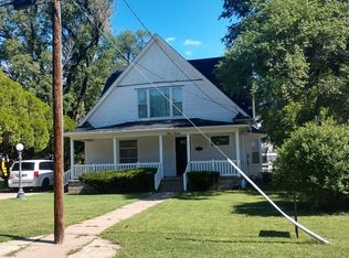 512 W 13th St, Larned, KS 67550