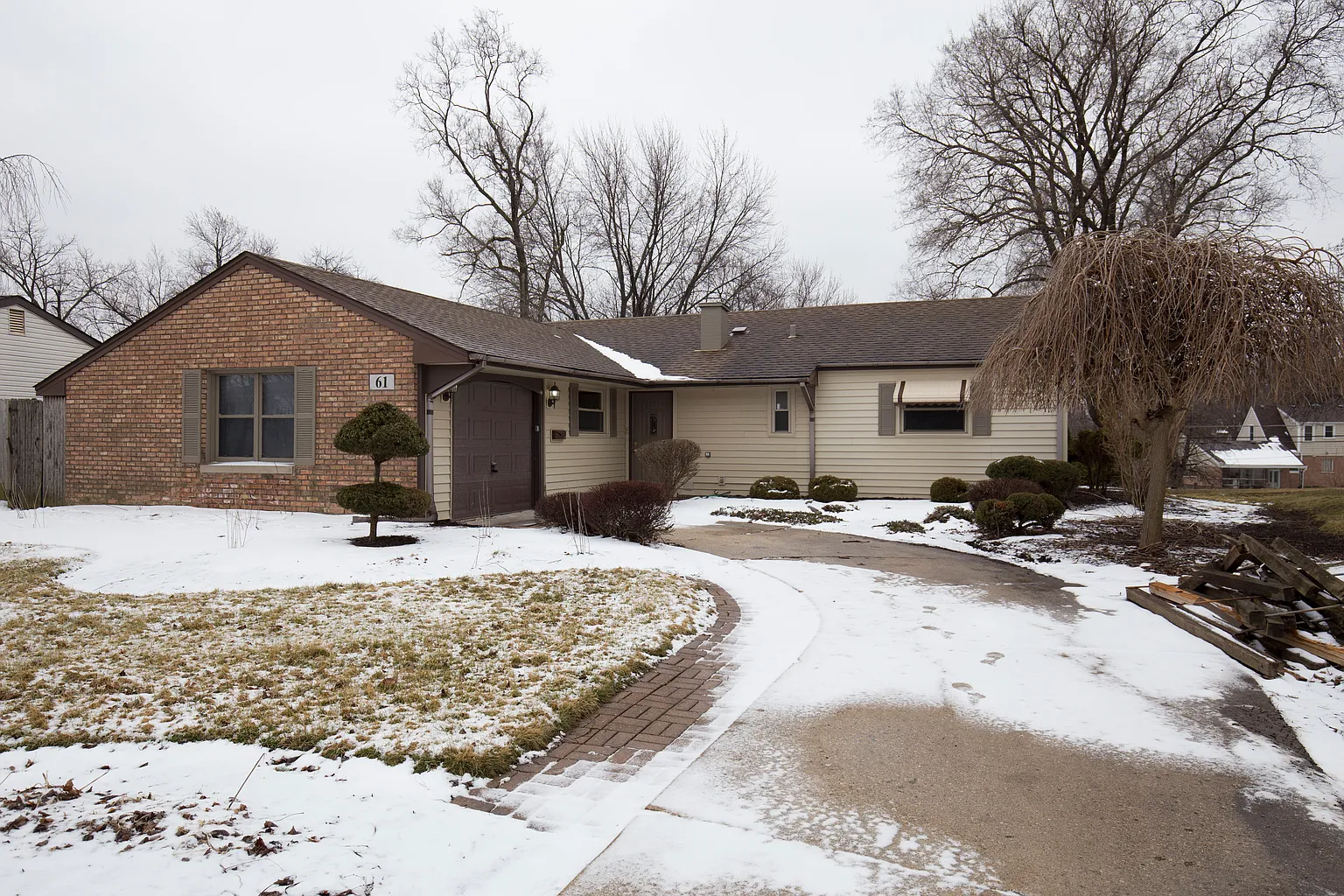 61 Glen Hill Dr photo 1