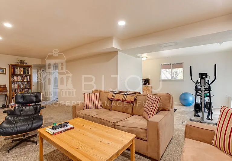 355 Waco Ct — Photo 7