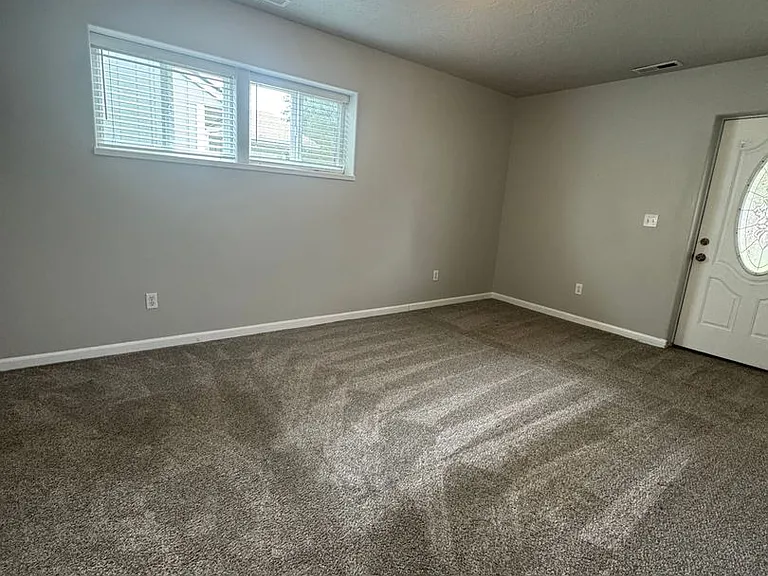 744 Woodard Ave NE — Photo 15