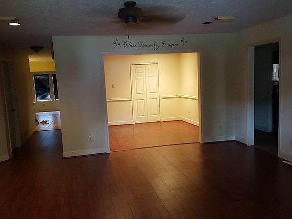 5th image of 10446 Catlett Ln