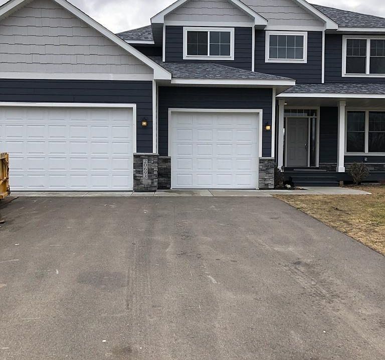 1st image of 20693 Hamlet Ct N