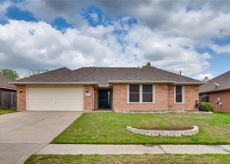 1st image of 1020 Heberle Dr