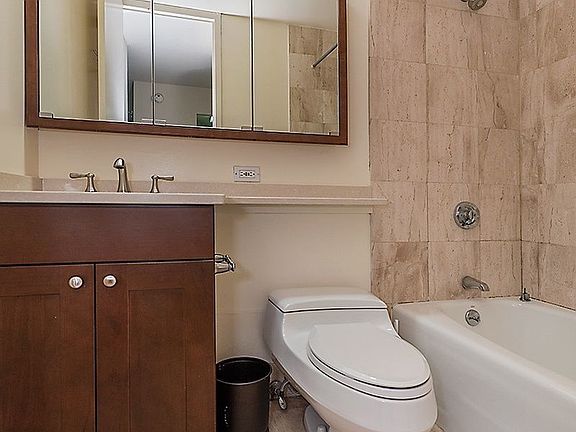 5th image of 1 Irving Pl APT U11e