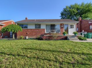 28651 Florence St, Garden City, MI 48135