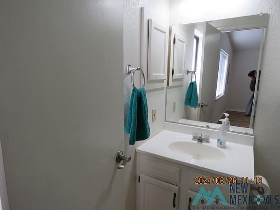 3rd image of 1019 Poplar St