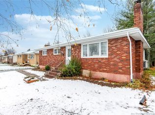 86 Ayer Ave, Moncton, NB E1C 8G8