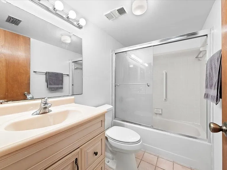 250 S Sykes Creek Pkwy #B309 — Photo 3