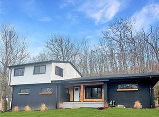 114 Locust St S, Hopwood, PA