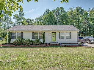 3142 Range Rd, Lincolnton, NC 28092