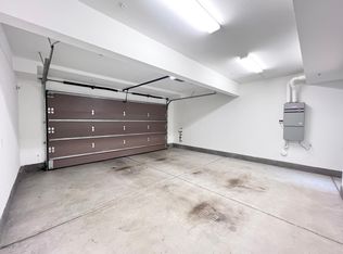 186 Crescent Moon, Irvine, CA 92602