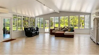 1858 N Prairie Dunes Ct — Photo 13