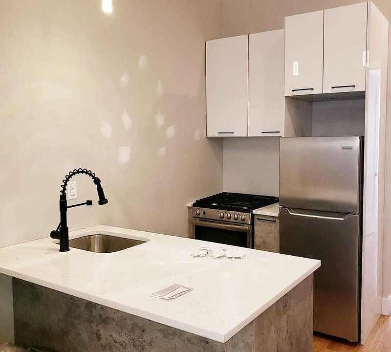 1st image of 249 Montrose Ave #1RR