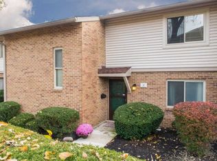 17 Boxwood Ct, Springdale, OH 45246