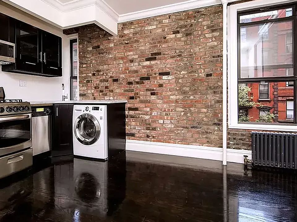 1st image of 133 E 4th St APT 16
