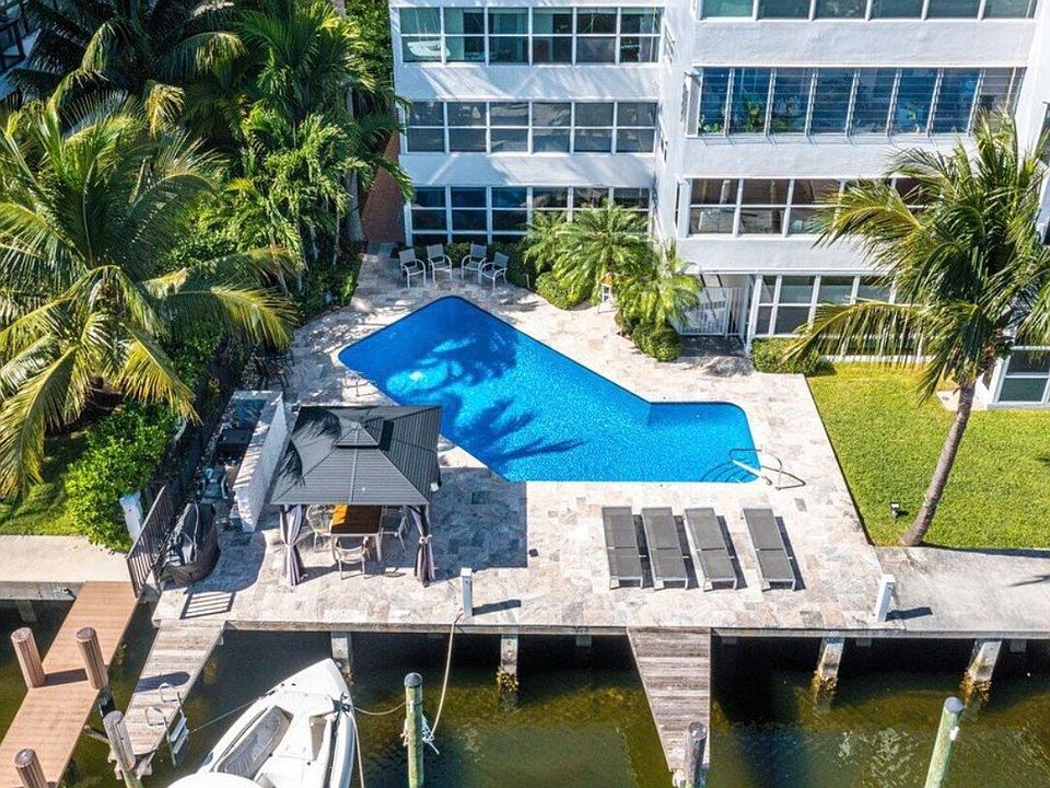 1st image of 40 Isle Of Venice Dr APT 6