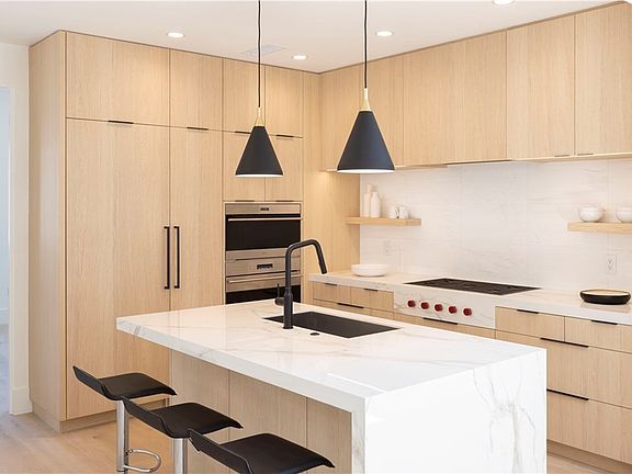 3rd image of 502-5 Marigold Ave