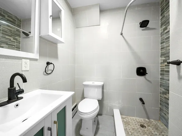 461 Milford Street image 12 of 19