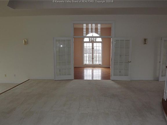 4th image of 412 Woodbridge Dr