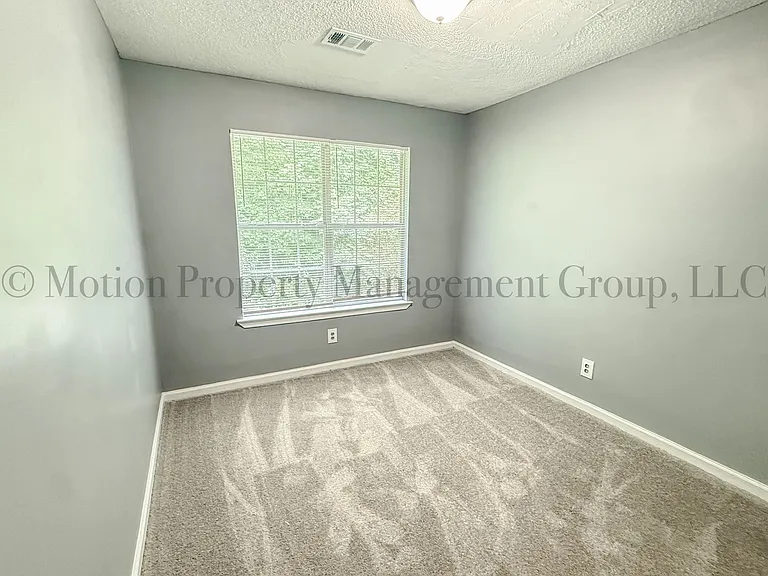 6710 Sunset Hills Blvd — Photo 15
