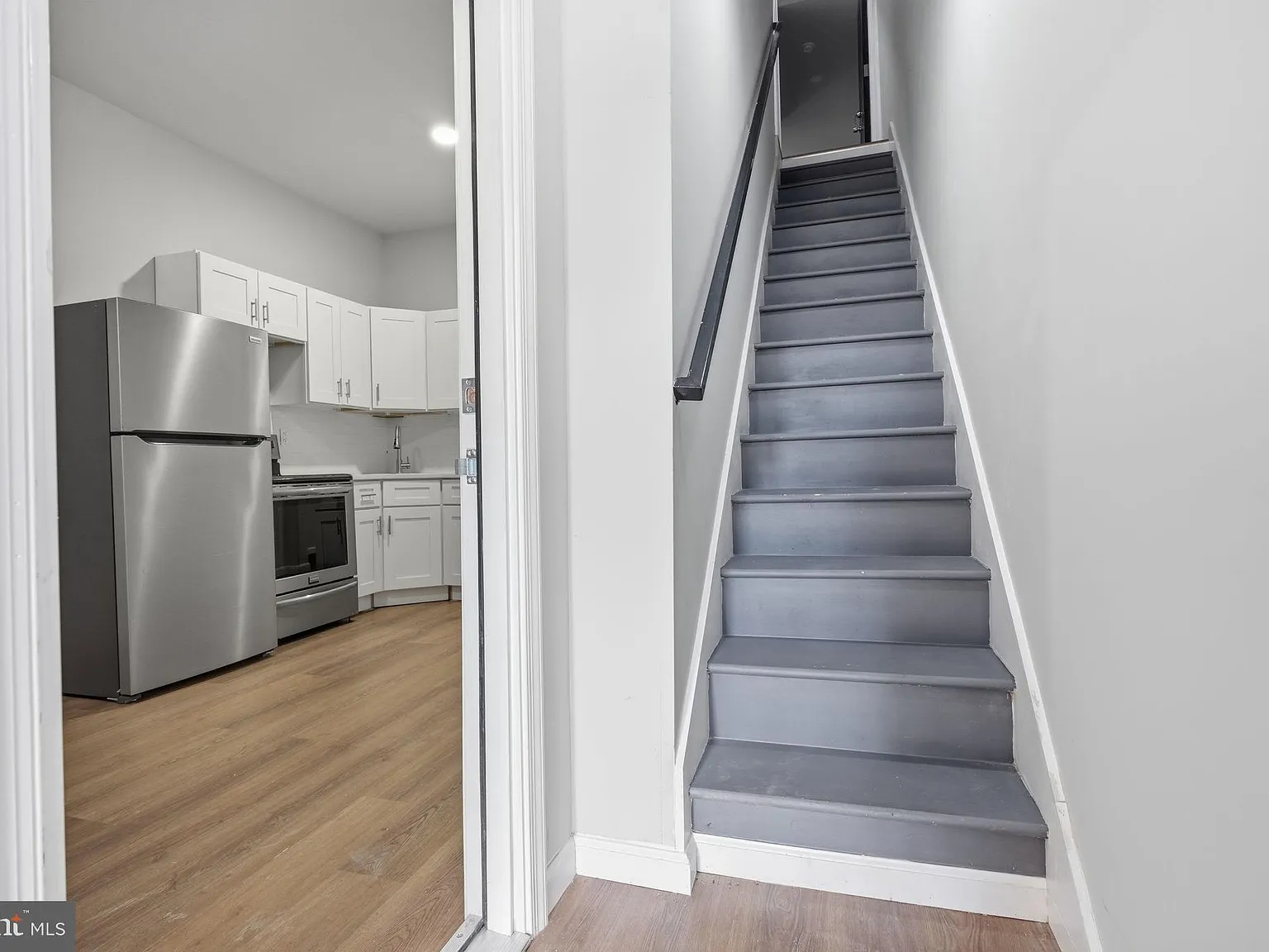 2 bed, 1910 sqft, $1,250 — Photo 2