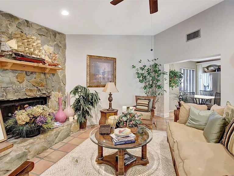 5320 SW 21st Ct — Photo 18