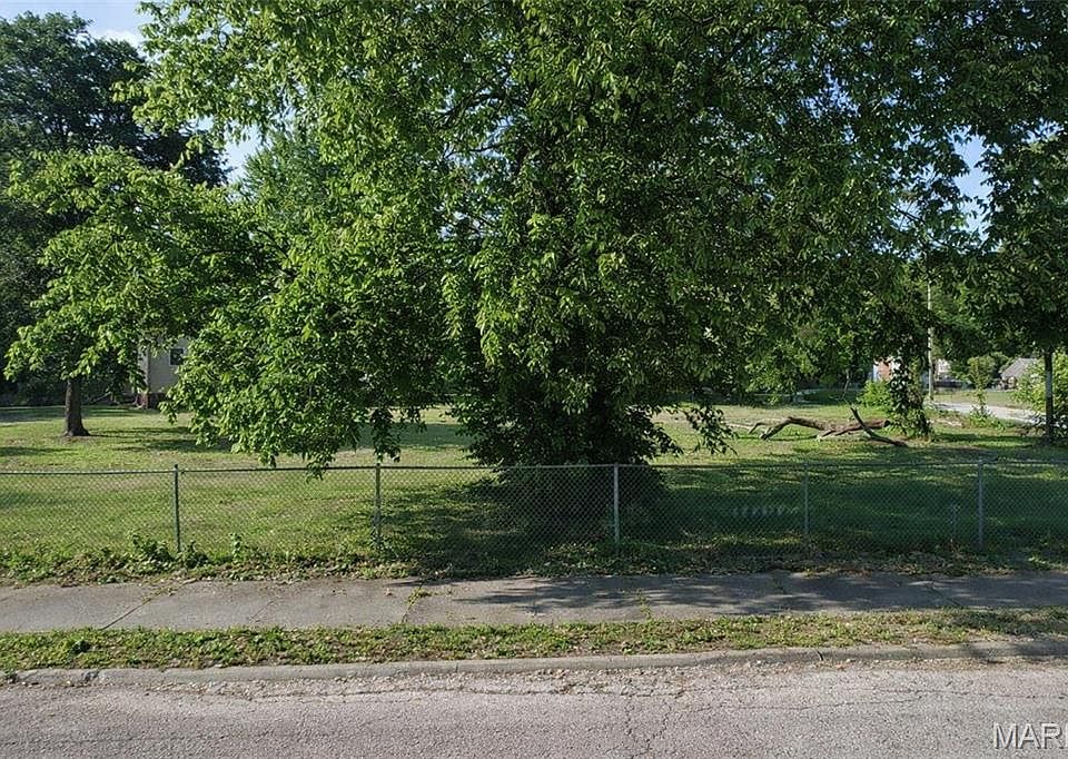 1st image of 4788 Forest Blvd