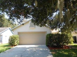 733 Schoolhouse Rd, Lakeland, FL 33813