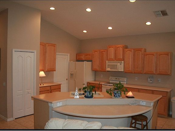 5th image of 11240 Blacksmith Dr
