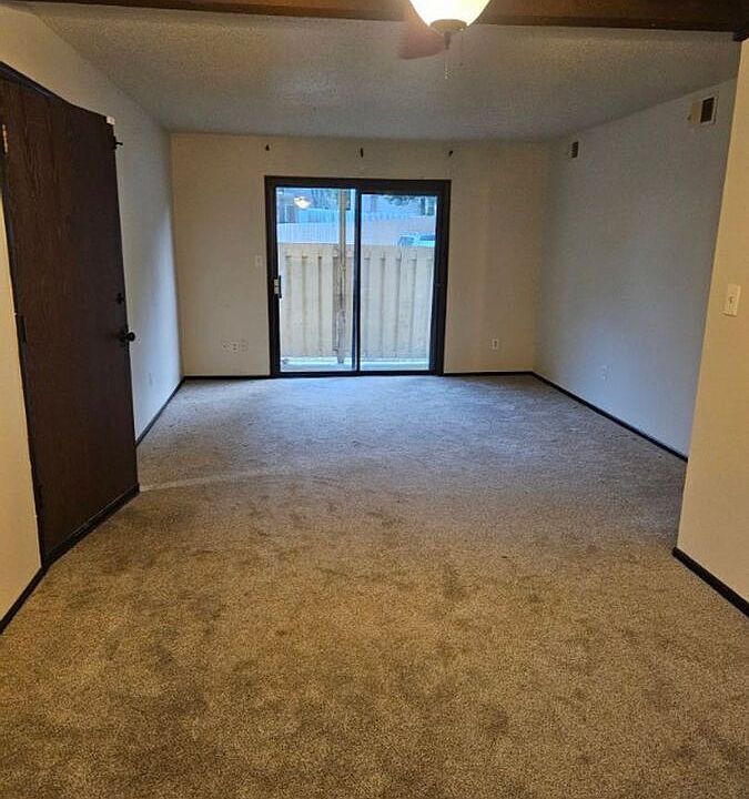 1st image of 3546 Tudor Dr #B