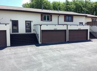 1607 Keystone Dr, Albert Lea, MN 56007