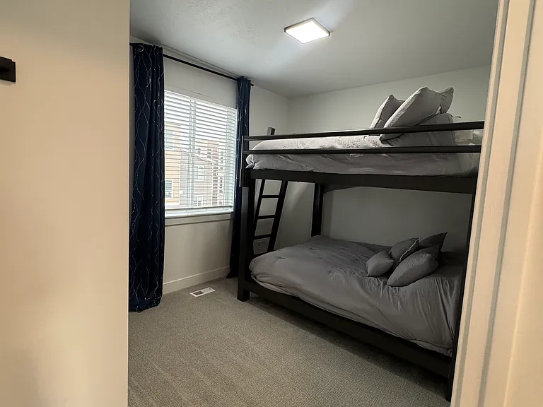404 S 610 E — Photo 17