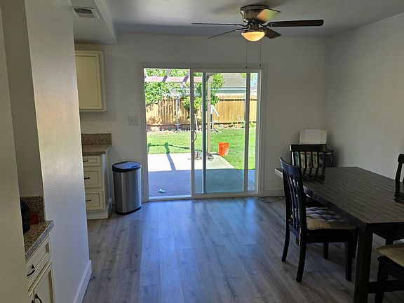 5th image of 1361 Gardenia St